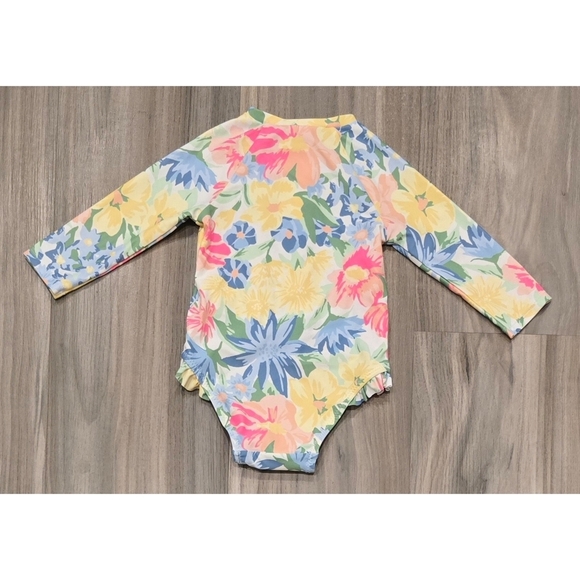 Old Navy Printed Ruffle-Trim Rashguard One-Piece Swimsuit Size 6-12 Months - Picture 2 of 5